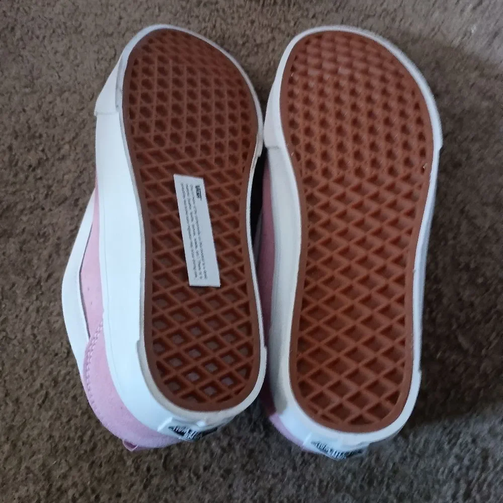 Vans Knu Skool Pink White BRAND NEW IN BOX NO LID.